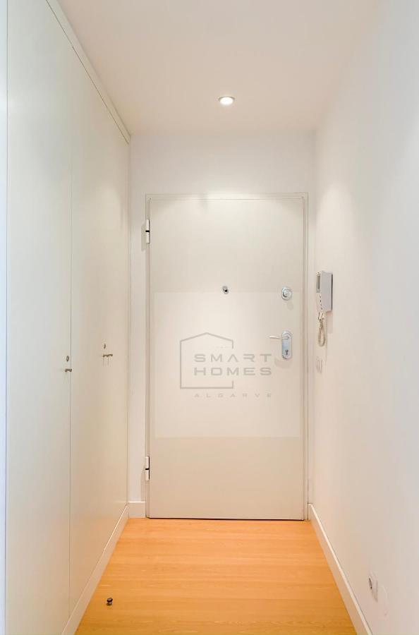 Bright & Spacious 2 Bed Flat 2 Bath W Garage In Lagos Marina Exteriér fotografie